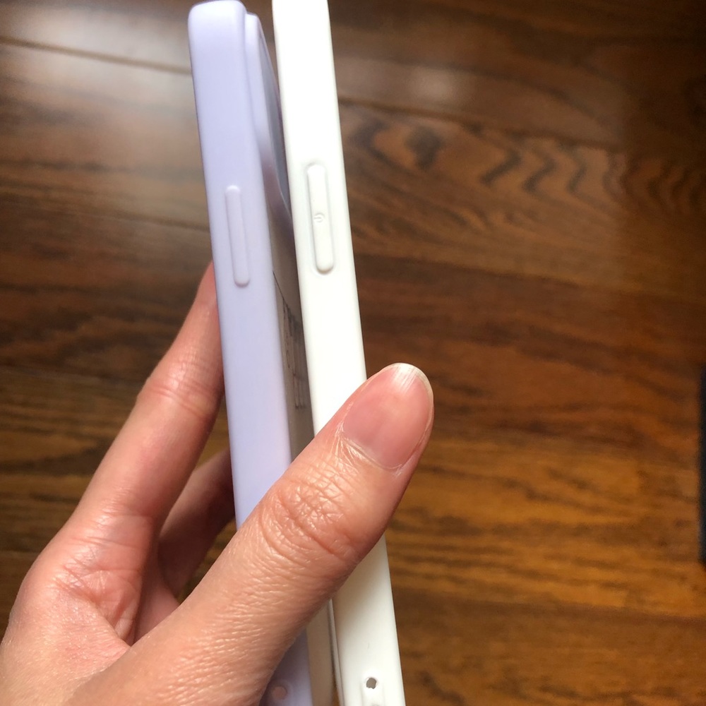 Free with any Purchase- iPhone 12 Pro- 2 Cases - Picture 11 of 12